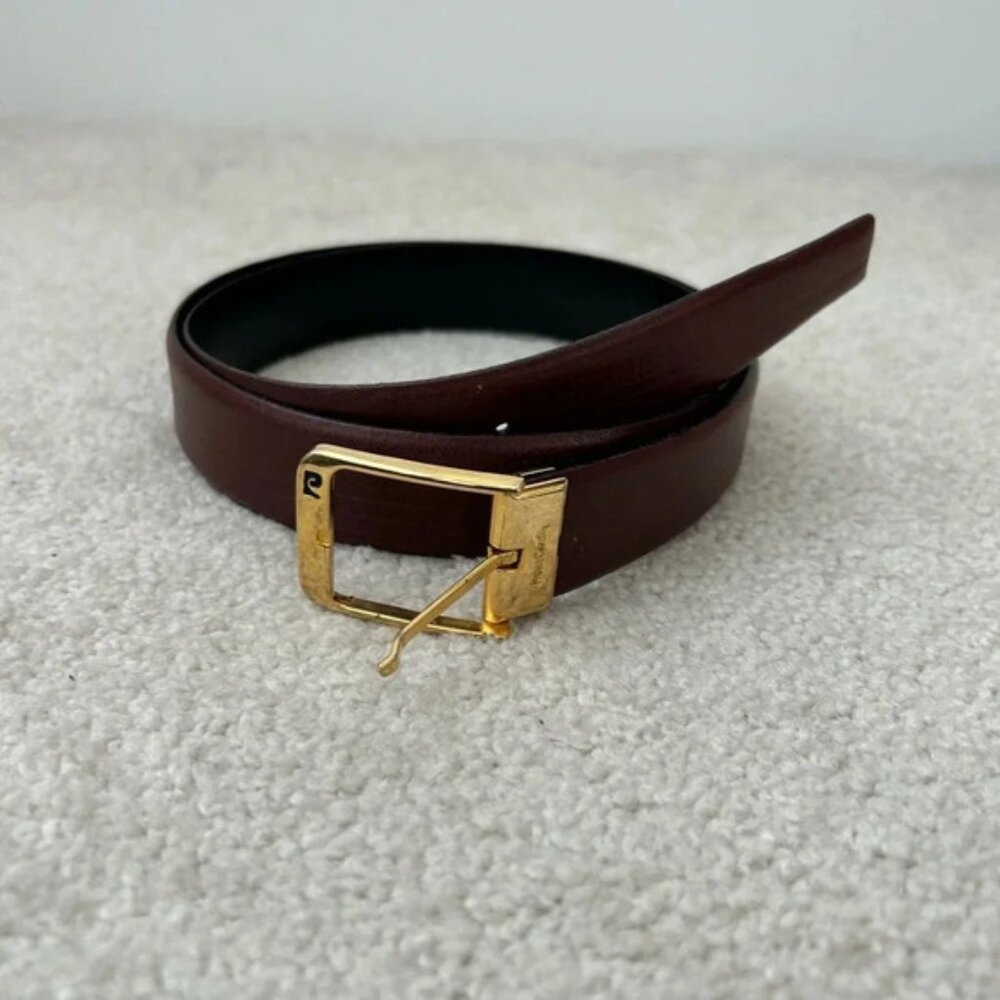 Pierre Cardin Paris vintage brown leather beltGold buckle